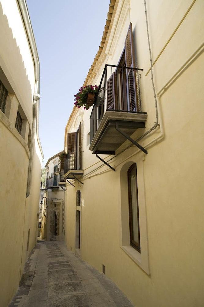 Le Magnolie Hotel Modica Dış mekan fotoğraf